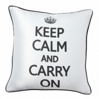 Подушка с короной и надписью Keep Calm and Carry On DG Home Pillows